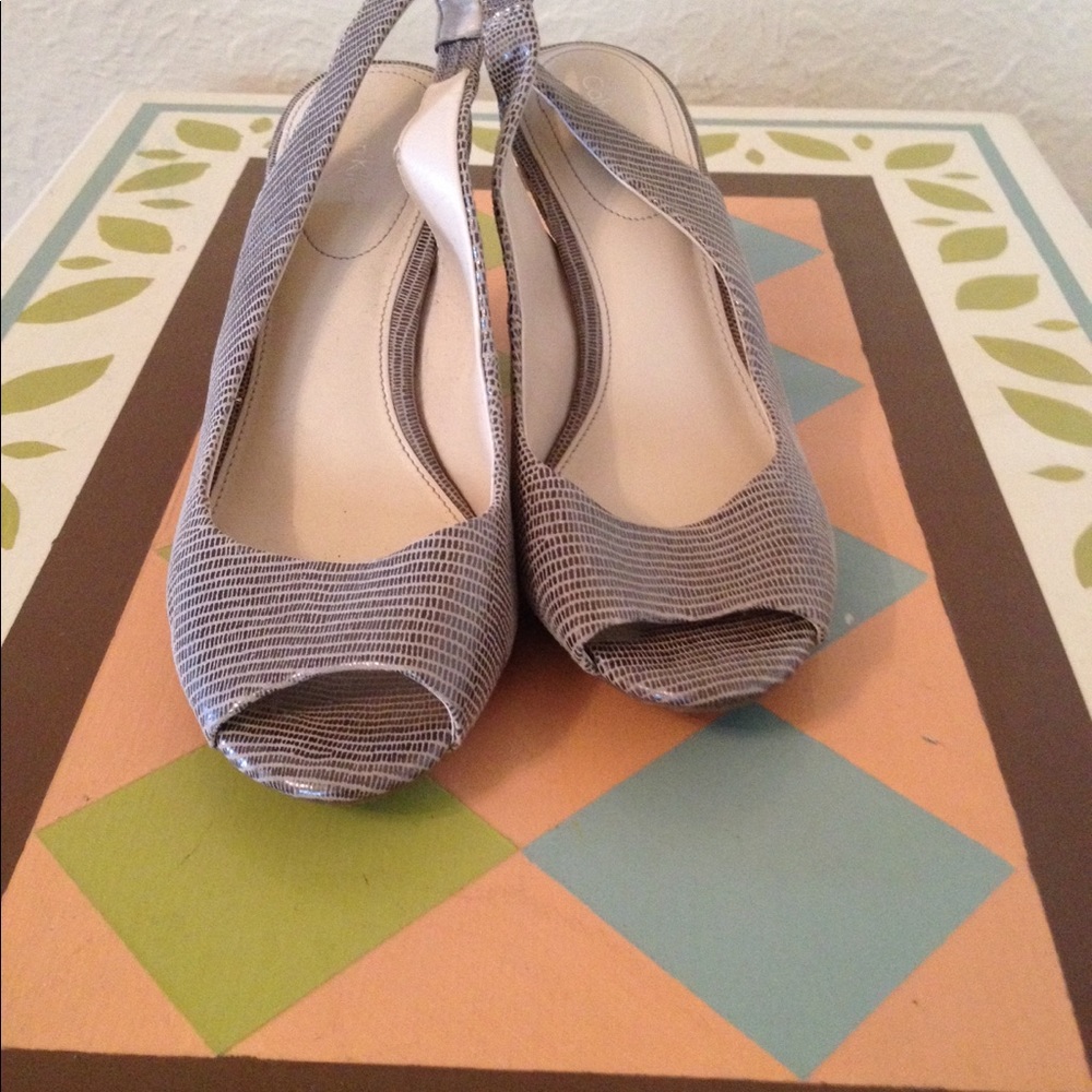 Calvin Klein  Courtney open toe heels